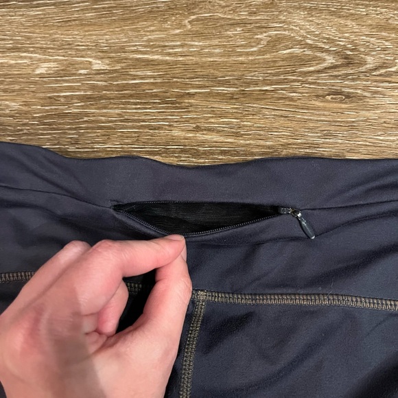 GapFit | gFast Full Length Leggings with Marble Accent Size Large - Picture 5 of 7